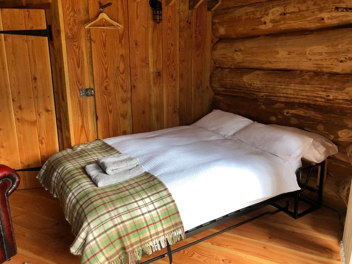ヘレフォード Coed Y Marchog Woodland Retreatヴィラ エクステリア 写真