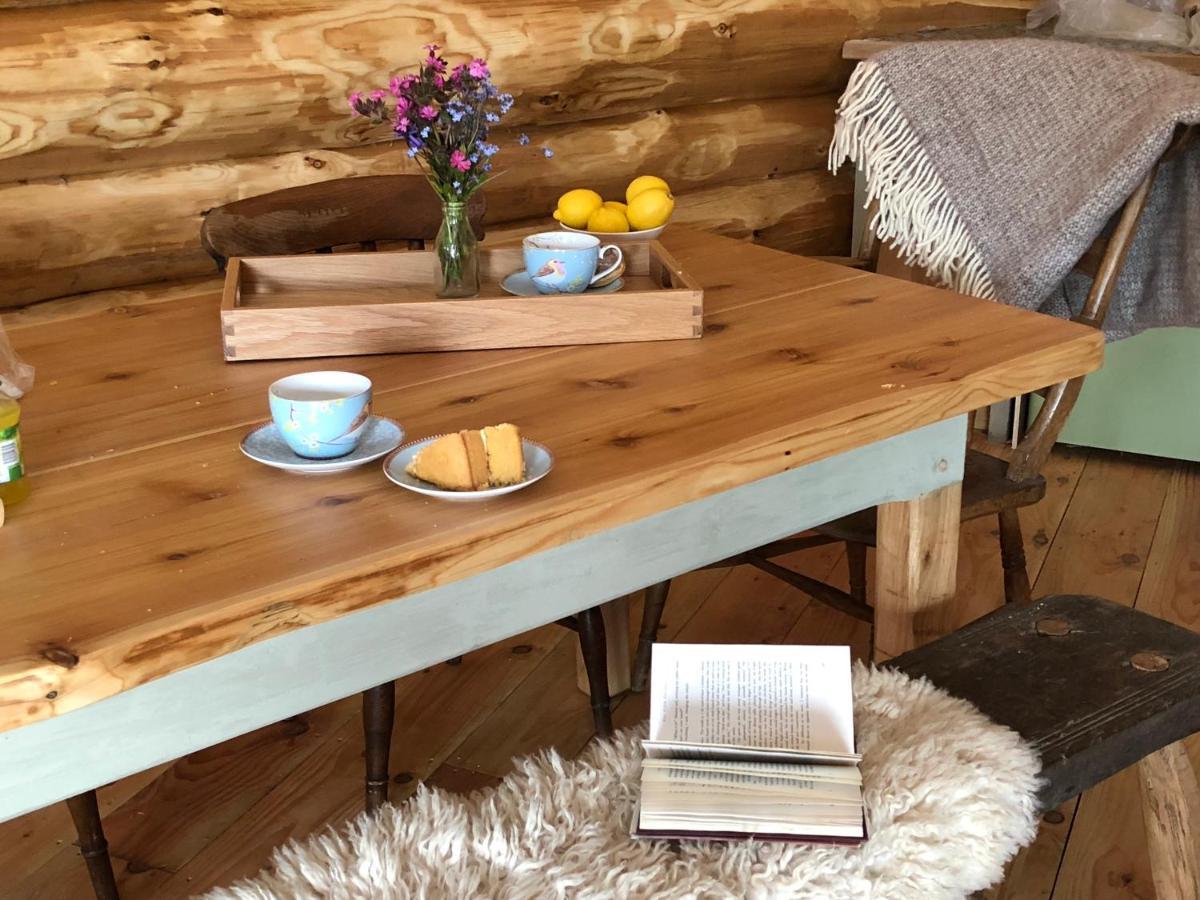 ヘレフォード Coed Y Marchog Woodland Retreatヴィラ エクステリア 写真