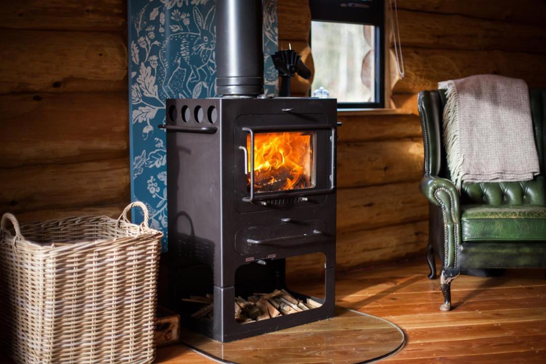ヘレフォード Coed Y Marchog Woodland Retreatヴィラ エクステリア 写真