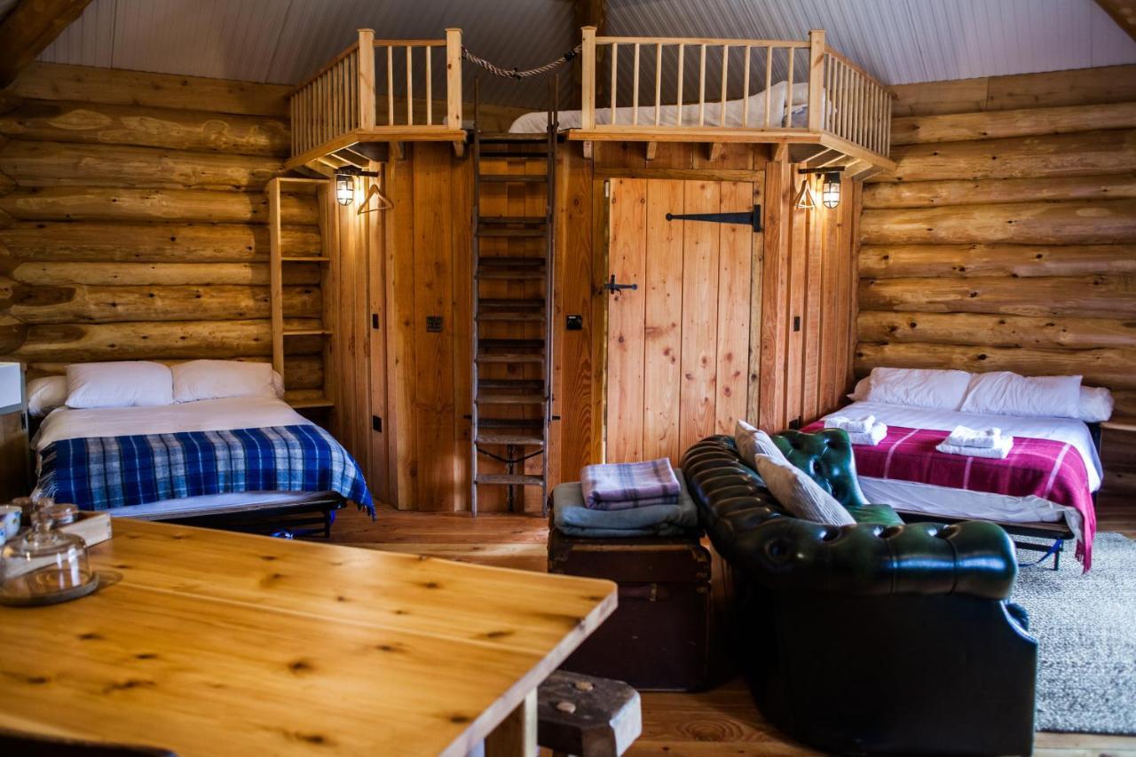 ヘレフォード Coed Y Marchog Woodland Retreatヴィラ エクステリア 写真