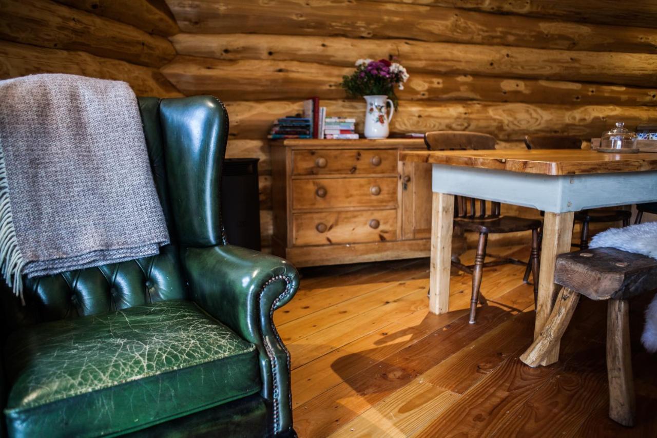 ヘレフォード Coed Y Marchog Woodland Retreatヴィラ エクステリア 写真
